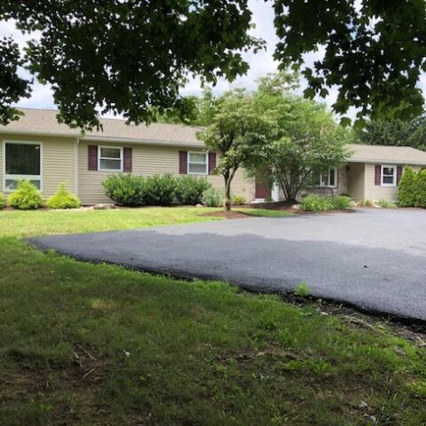 dental clinic photo from outside