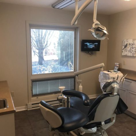 maple tree dental treatment room