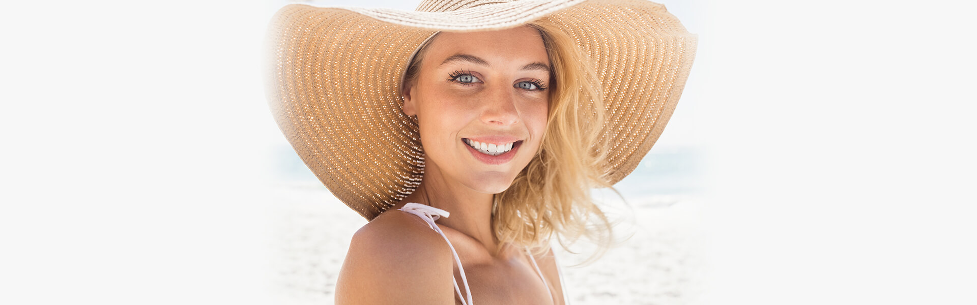 Teeth Whitening, Is it Worth It? Learn the Benefits and Risks